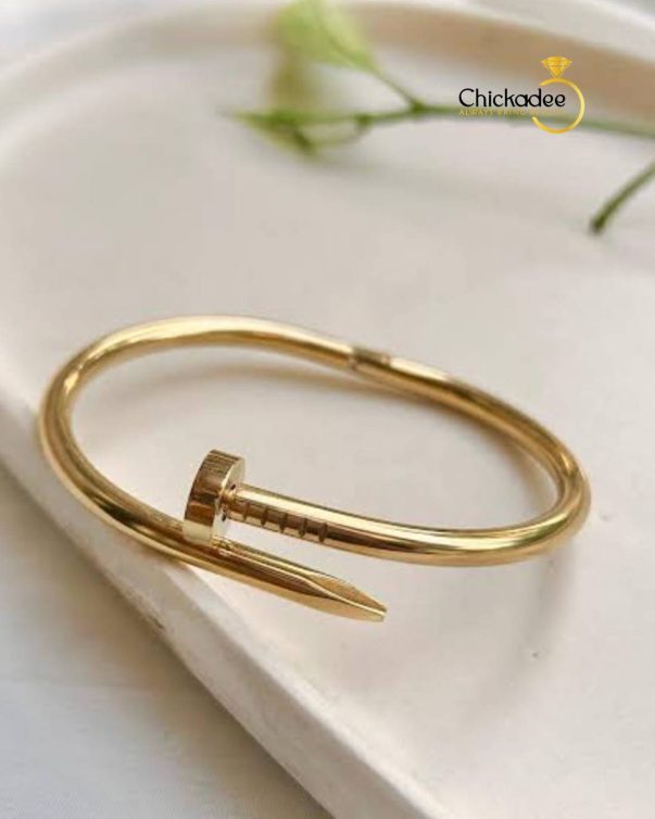 Nail Bangle