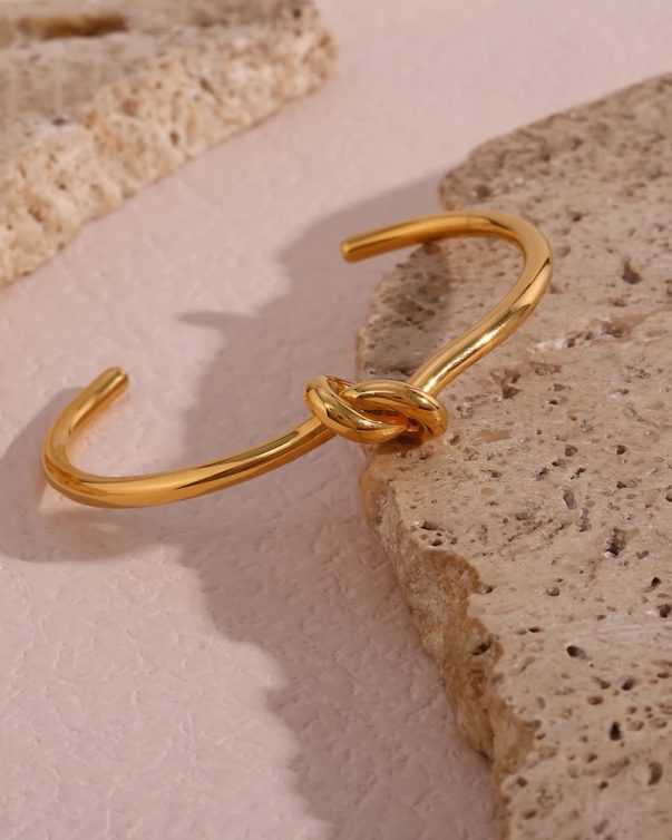 Fashion Jewelry Minimalist Open Design 18K Gold Plated Twisted Bangle Stainless Steel Bracelet Bangle