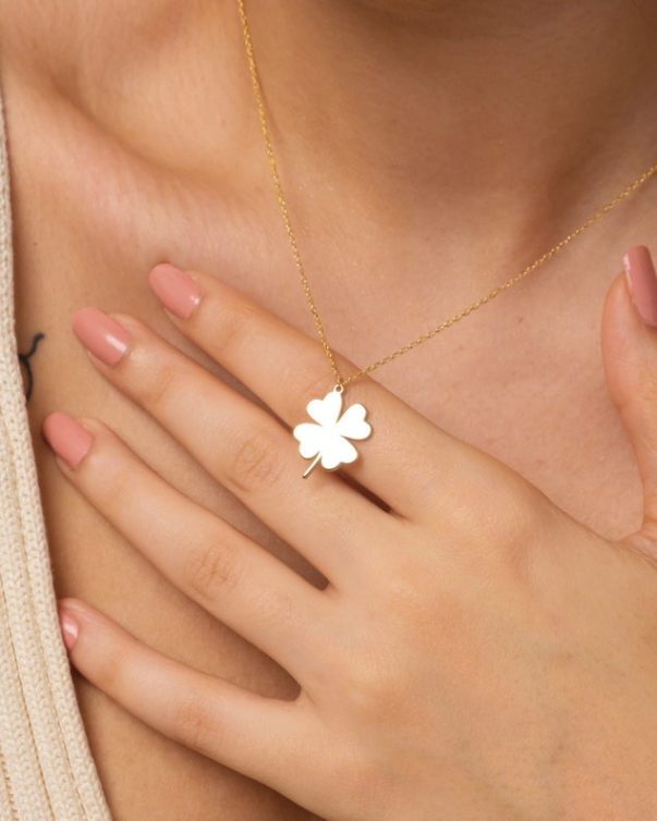 18K Gold plated Stainless Steel Flower Pendant Necklace