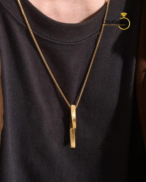 18K Gold Plated Stainless Twisted Vertical Bar Pendant Necklace