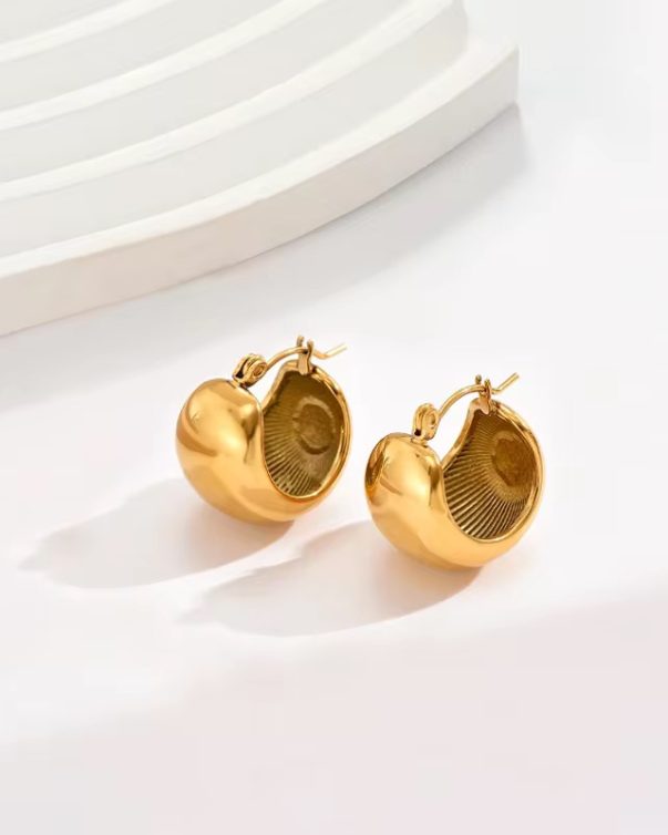 18k Gold Plated Stainless SteelBoat Shape Hoop Earrings