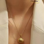 Mini Clam Shell Necklace
