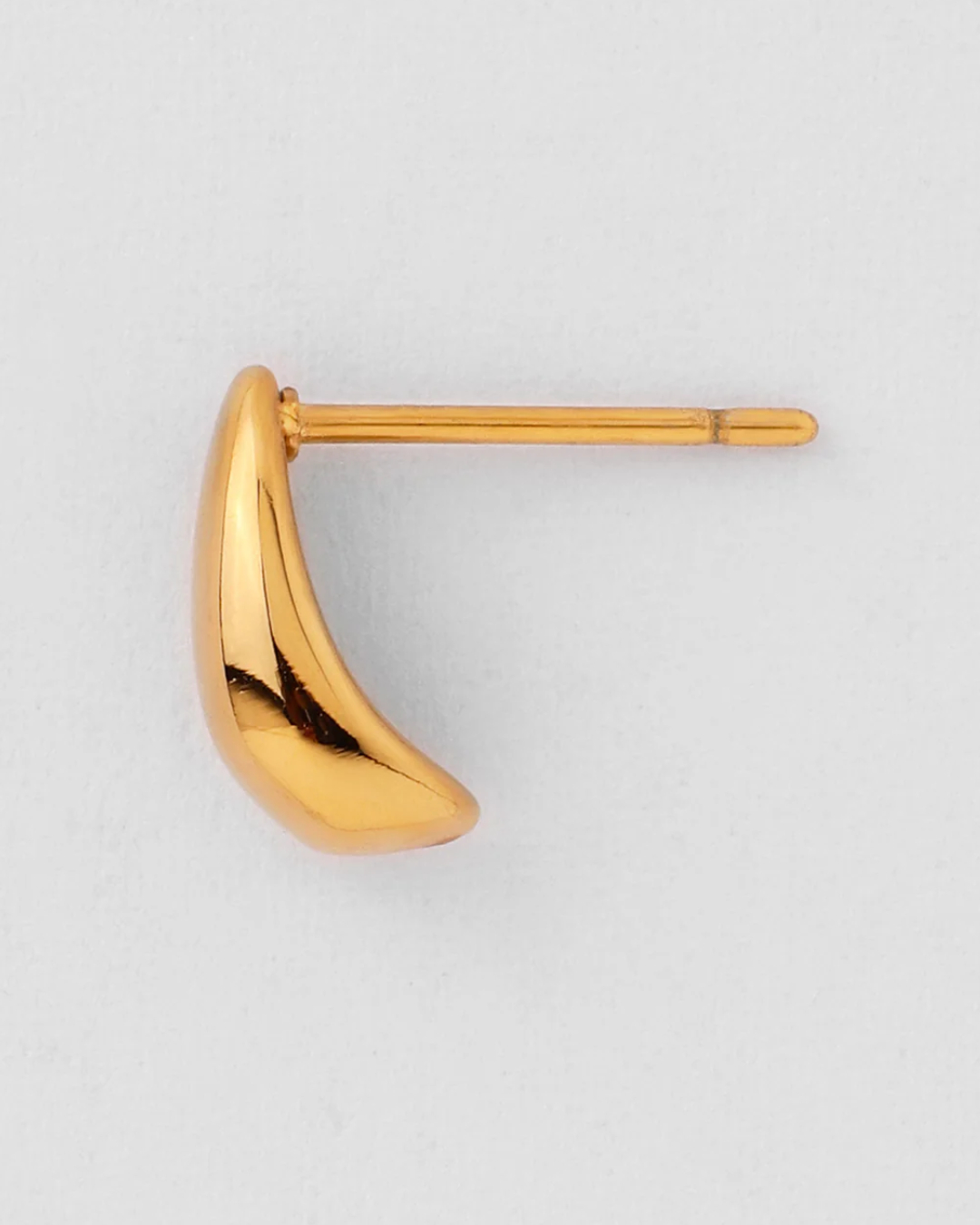 Minimalist-Gold-Plated-Stainless-Steel-Metal-Mirror-Polished-Water-Drop-Shape-Stud-Earrings1-1.jpg Minimalist Teardrop gold studs - Image 1