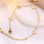 Small Five Flowers Bracelet