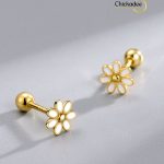 White Daisy Cz Minimalist Vintage Screw Back Earrings